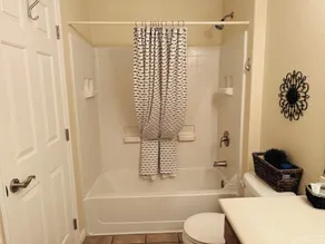 Queens Landing by Mesquite Vacation Rentals with Private Balcony and $510 in free daily activities - Image 3