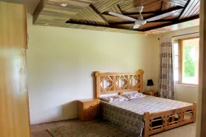 Book Entire Cozy Traditional Home in Hunza Valley with Views & Modern Amenities - Image 2