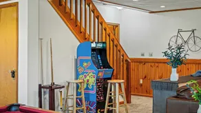 Entertainer's Home w/ Deck, Game Room & Hot Tub Lake View Retreat by Avantstay - Image 3