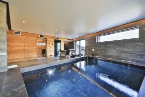 Ski-in/Ski-out atemberaubendes modernes Chalet mit Hallenbad und Spa - Image 2