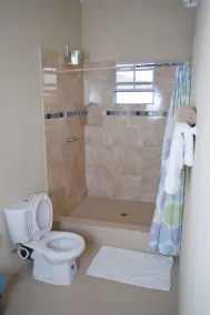Justinn Apartments - Image 2