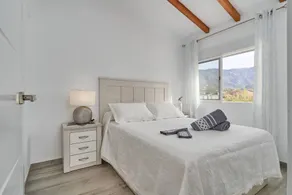 Ferienhaus 'Entre Montañas' mit Bergblick, WLAN und Klimaanlage - Image 4