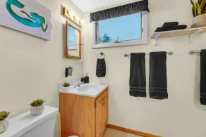 VIP! LUXURY 4BD 5min to Lake Michigan beach Big Pool with heater!! - Image 4