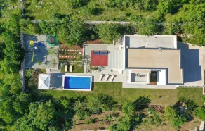 Awesome Home In Veliki Brocanac - Image 5