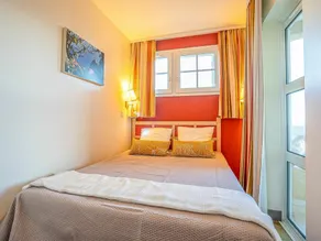 Dejlig lejlighed for 4 personer med WIFI, pool, TV, terrasse og kæledyr tilladt - Image 4