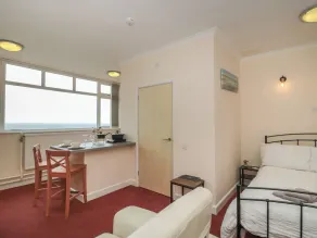 LIGHTHOUSE VIEW, country holiday cottage in Portland Bill - Image 4