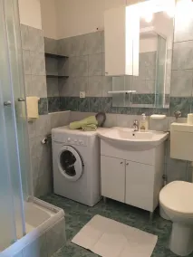 Apartment Vulin, 100 m to the sea, 6 people, free WiFi, terrace, parking, BBQ - Image 3