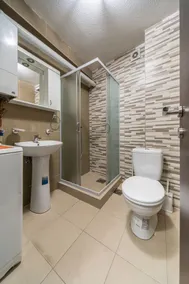 Luxorious Apartment - Image 4