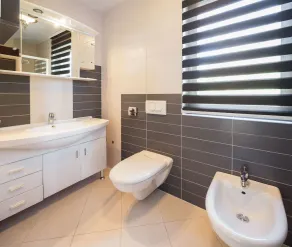 4 star romantic villa, just a minute walk to the beach, heated pool. - Image 4