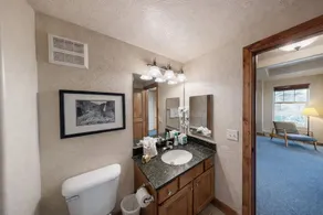 Foxpoint condo - Image 3
