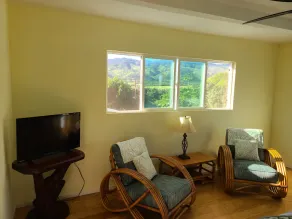 North Shore Tropical Studio with breathtaking mountain views! - Image 3