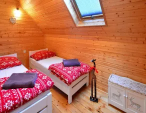 Comfortable Holiday Homes Close to the Beach - Image 3