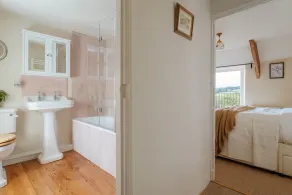 Pear Tree Cottage - Cosy one bedroom Cottage - Image 3