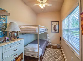 Cottage located in the Heart of the Ozark Mountains close to floating and hiking - Image 3