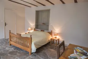 Large family gîte in a manor house for 10 people in the Parc des Loups - Image 3