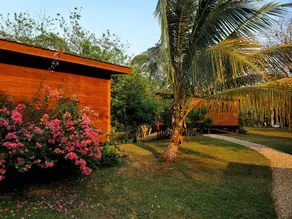 Cabana 1 -Modern amenities cabin, on the banks of the Belize River - Image 5