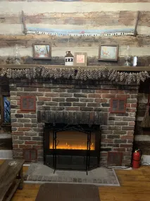Log Cabin Escape - Fuld log Cabin Home - Image 2
