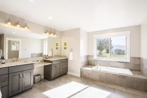 Closest House to Yuba Lake! - Image 2