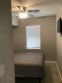 3- Queens/ sleeps 6 - Image 4