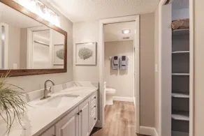 Pet-friendly condo a short walk from private beach & fishing dock on bay - Image 2