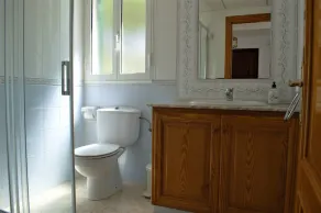 Pleasant villa with pool and air conditioning. - Image 3