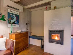 2 person holiday home in Henne - Image 2