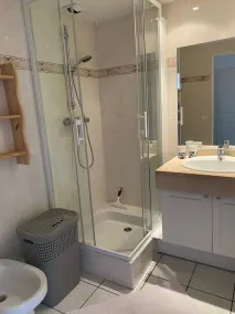 70 m&sup2; apartment at <br>—bright and quiet, just a few steps from the beaches of Arcachon - Image 2