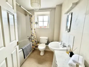 18th Century Grade 2 Listed Delightful Original Cornish Cottage. Ideal location - Image 3
