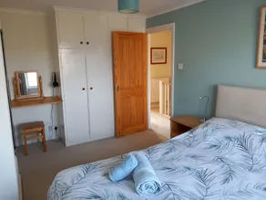 Fantastic location within easy walking distance of Beach, Park and Village. - Image 5