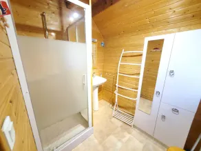 AGREABLE CHALET à BESSE au coeur de la nature Berthelage - Image 2