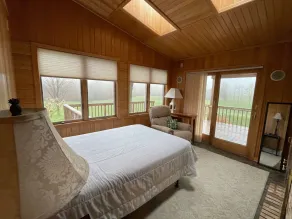Ultimate privacy beside Sleeping Bear Dunes National Park, 3 miles to Empire - Image 4