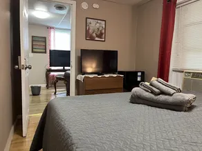 Cozy Apt near BU, Lourdes, UHS - Image 3