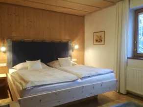 Cozy apartment on the garden in a beautiful panoramic position - Image 4