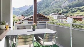 Oltre Rubin 50m² con ampio balcone soleggiato per 2-5 persone - Image 5