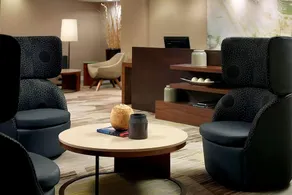 Discover Atlanta's Cumberland Area in Comfort w/ Paws Welcome & Pool Available! - Image 2