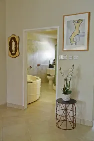 \"Polo Ridge Villa\" - Ideal Location! West Coast - Image 3