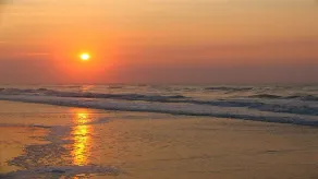 North Myrtle Beach, 2BD/2BA, Oceanfront Condo at the Cherry Grove Beach - Image 5