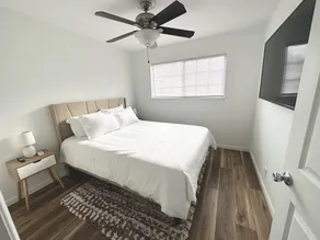 Convenient Getaway close to it All! - Image 5