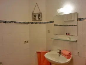 Vacation apartment P8 - Centrally located 2-room apartment on the 2nd floor - Image 2