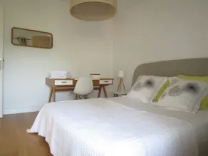 Bastide de caractère avec piscine 15m x 7m pour 12 personnes - Image 3