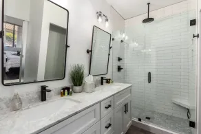 Seville Home w/ Heated Pool! 30 Night Min - Image 2