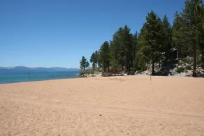 Classic Tahoe Home at Elk Point, Nv. på sjön South East Shore - Image 3