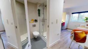 For Students Only - Accommodations at The Pad Egham 15 Min Walk to City Centre - Image 2