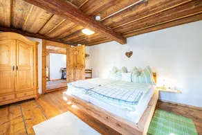Quaint, rustic vacation home with hut flair on the sunny side of the Grimming - Image 5