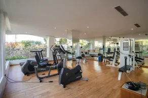 Apartamento de cobertura incrível dentro de 3 minutos a pé de Puerto Banus. - Image 2