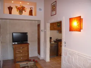 Oasis 2 Litet paradis i Provence, stor terrass och pool - Image 3