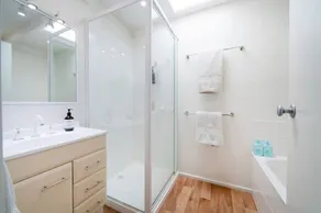 Dromana Beach Holiday House 3 minutes to the sand - Image 5