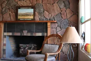 Midcentury husgård med fantastisk utsikt mellan Palms Springs och Joshua Tree - Image 3