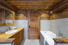 Chalet Micheline - Four Bedroom Chalet, Sleeps 10 - Image 3