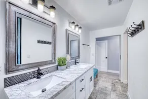 Emplacement imbattable dans la vieille ville avec concierge gratuit! - Image 4